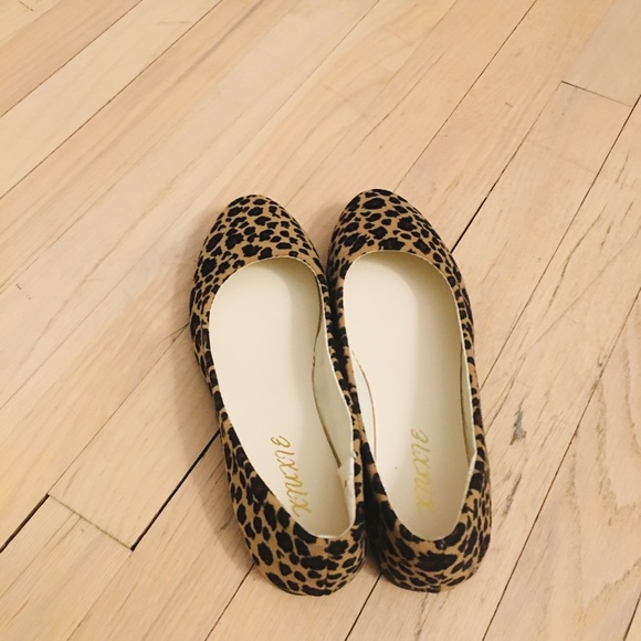 One left! Leopard Animal Print Ballet Flat Size 7 - Picture 7 of 7